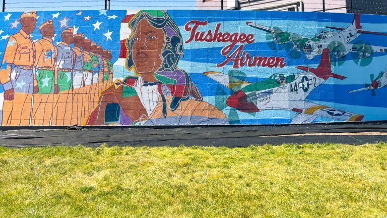 Complete-TuskegeeMural-5.31
